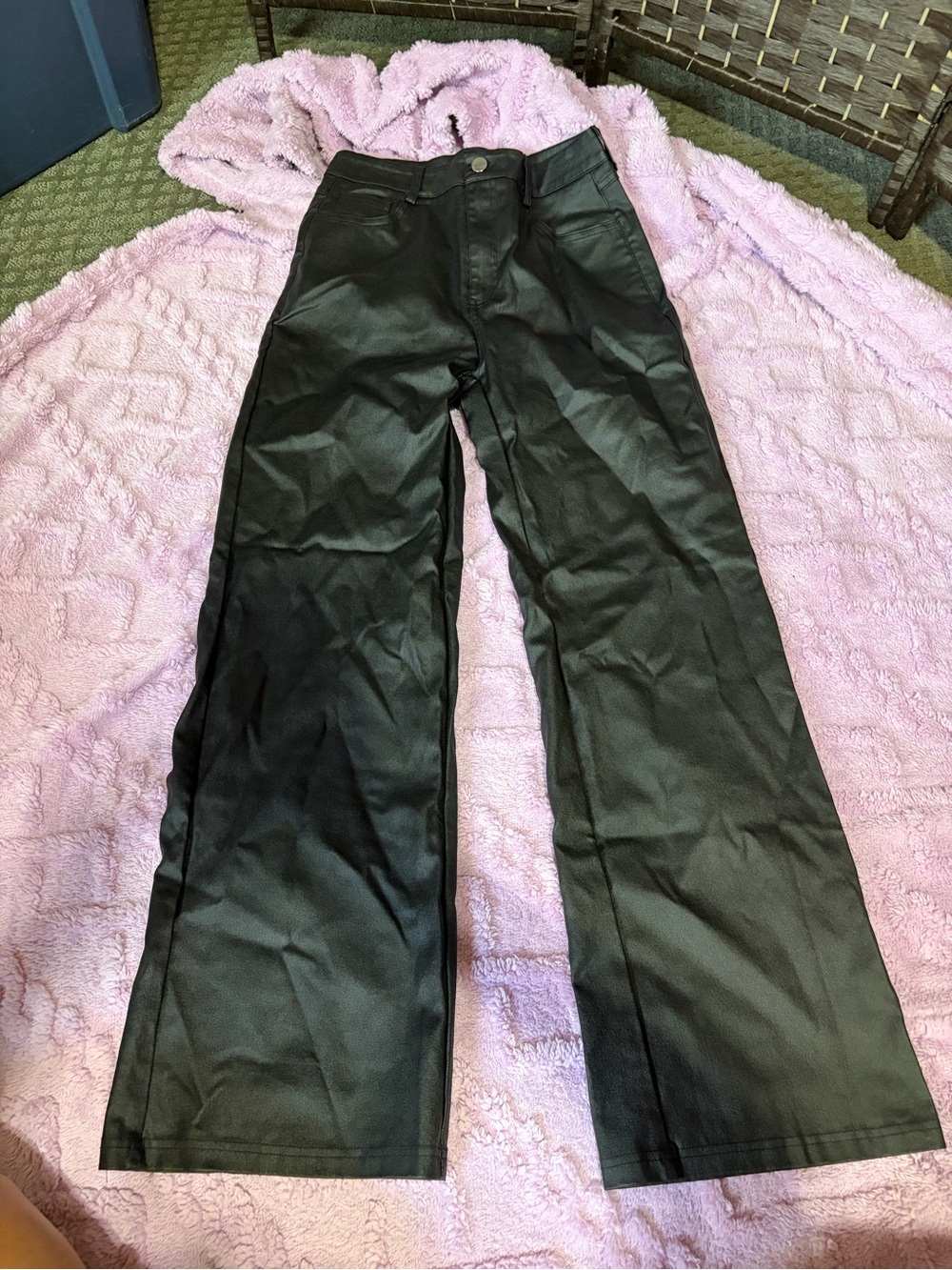 Women's Black Wide-Leg Jeans
